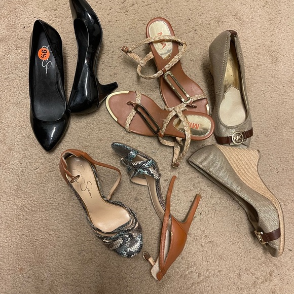 Shoes lot - Picture 3 of 3